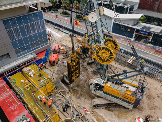 Diaphragm wall and ground improvement solution at Mascot Station NSW